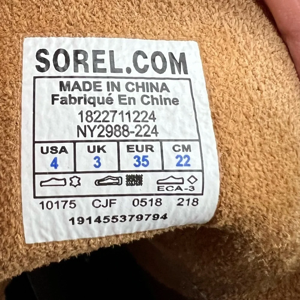 Sorel Joan of Arctic Shimmer Wedge II Lace up boot Camel Youth size 4/35